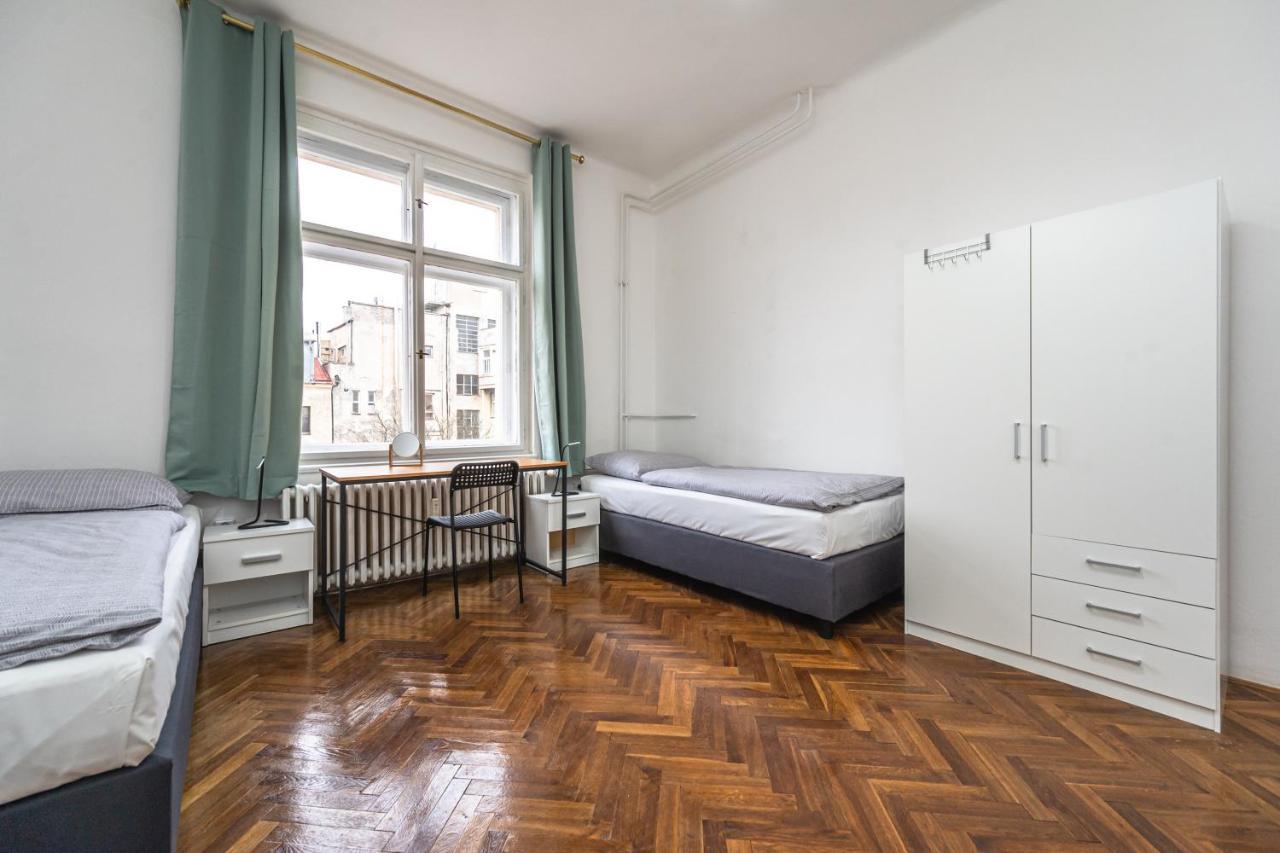 Apartments Safarikova 18 Prague Ngoại thất bức ảnh