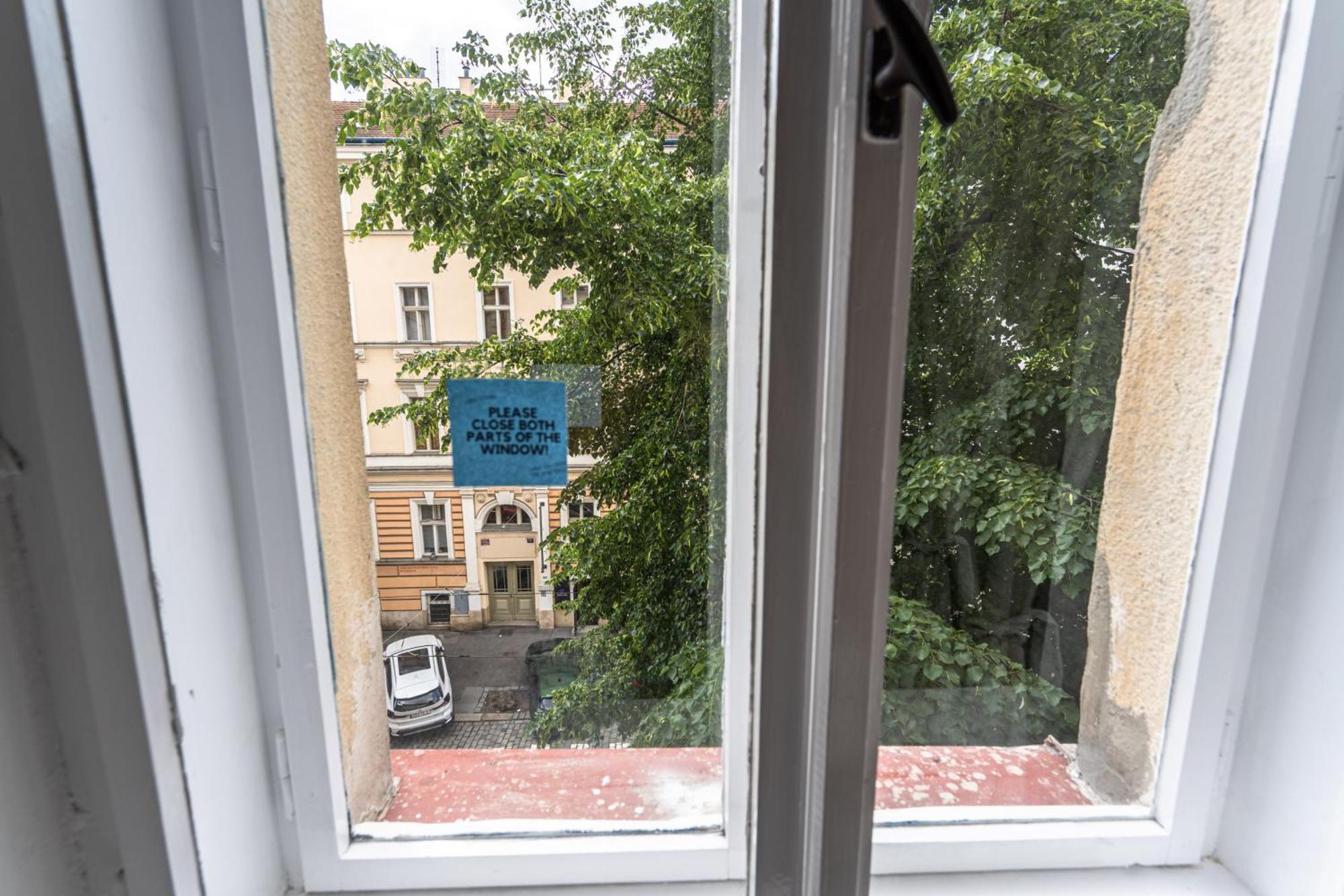 Apartments Safarikova 18 Prague Ngoại thất bức ảnh