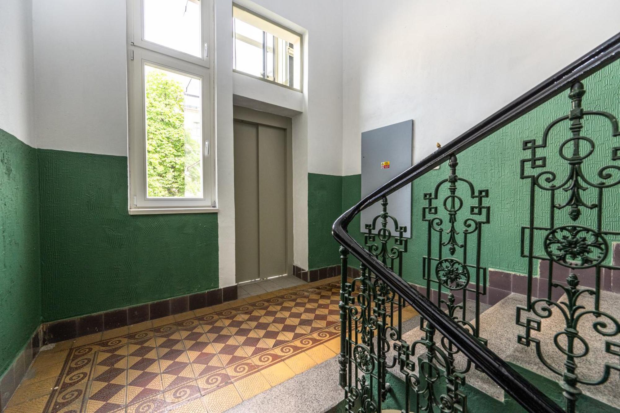 Apartments Safarikova 18 Prague Ngoại thất bức ảnh