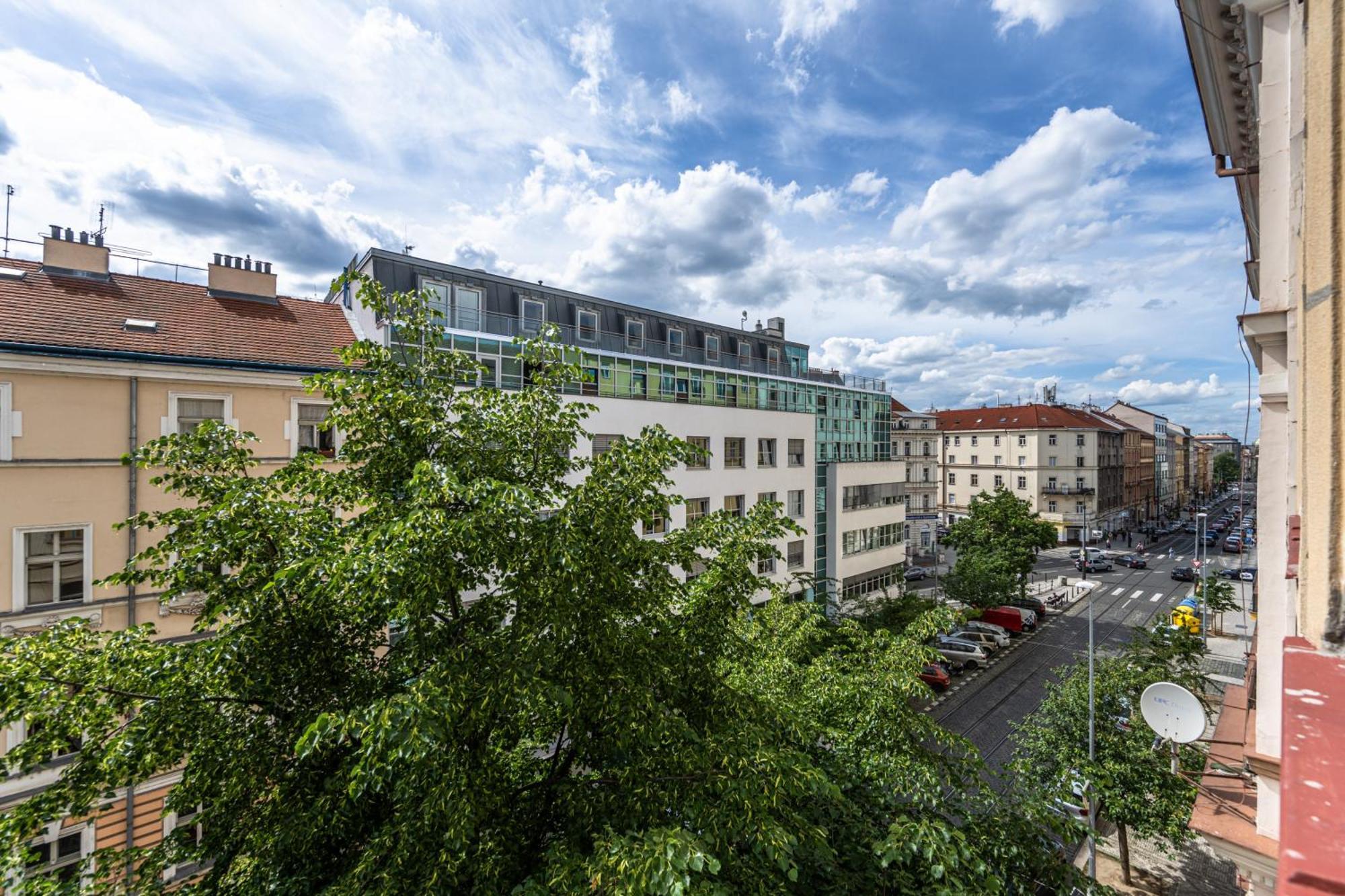 Apartments Safarikova 18 Prague Ngoại thất bức ảnh