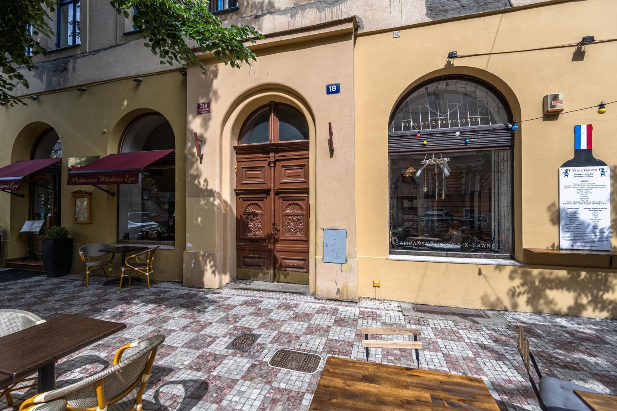 Apartments Safarikova 18 Prague Ngoại thất bức ảnh